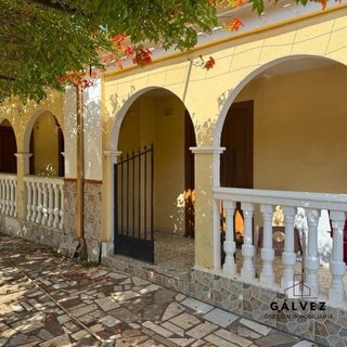 Magnifico chalet muy cerca de Bailén
