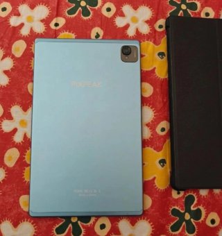 Tablet Android + tastiera (kit completo)