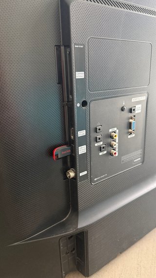 Samsung TV 40 pulgadas sin las patas