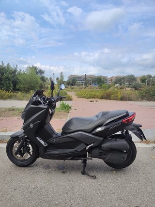 Yamaha Xmax 125