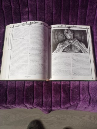 Vampiro La Mascarada 2ª Edición - Libro Básico Tap