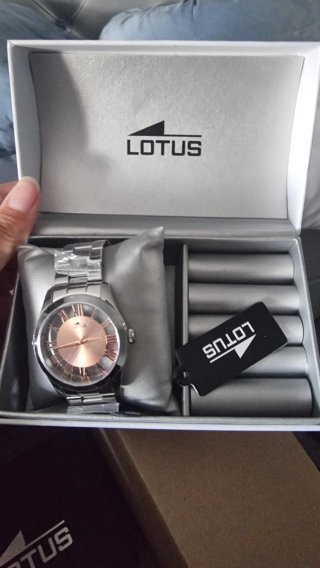 Reloj Lotus Mujer Acero Inoxidable Plateado
