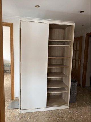Armario IKEA puertas correderas espejo