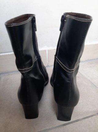 Botines negros tacón 2 puestas
