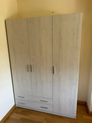Armadi nuovi moderni
