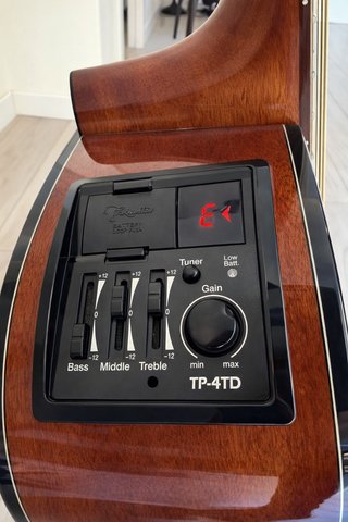 Guitarra Takamine G Series gn30ce