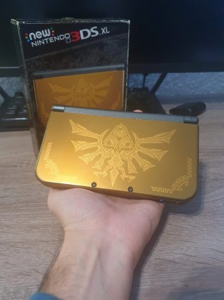 Nintendo 3DS XL Hyrule Edition Dorada