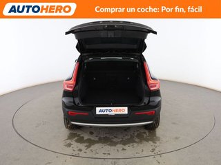 Volvo XC40 2.0 T4 Momentum 2WD