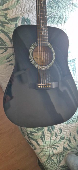 Guitarra Acústica Squier by Fender SA-105
