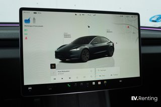 Tesla Model 3 RWD