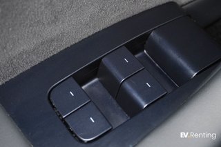 Tesla Model 3 RWD