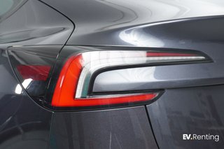 Tesla Model 3 RWD