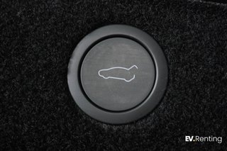 Tesla Model 3 RWD