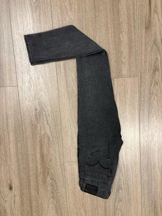 Pantalón Levis Gris