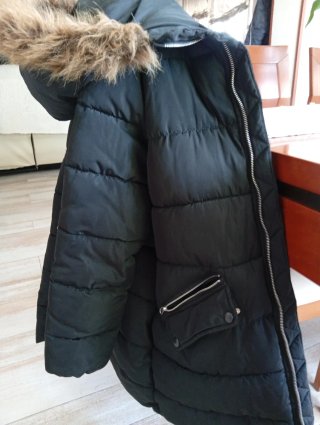 Abrigo negro Zara Girls con capucha