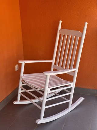 Silla Mecedora Blanca lacada