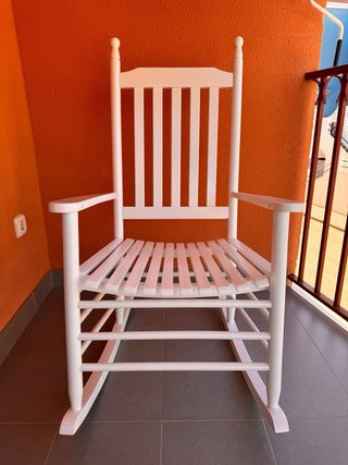 Silla Mecedora Blanca lacada