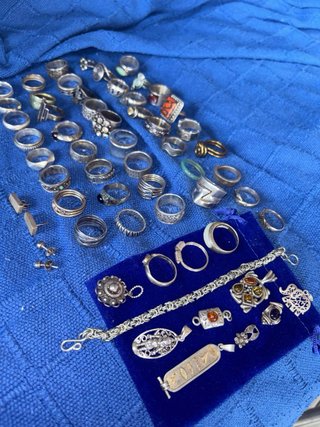 Lote de Joyería: Anillos, Pulsera, Colgantes plata