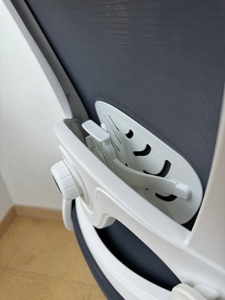 Silla ergonómica T-LOVENDO gris con reposacabezas