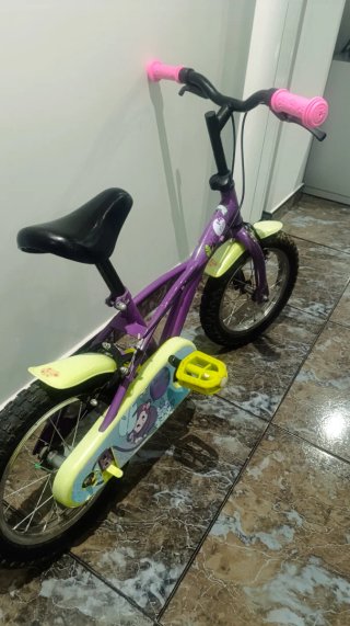 Bicicleta Morada Niña 14 pulgadas.