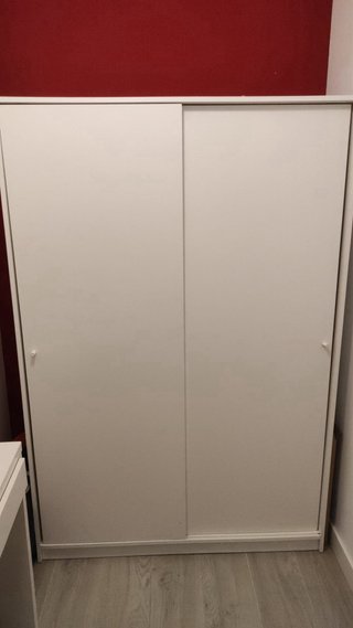 Armario KLEPSTAD blanco desmontado