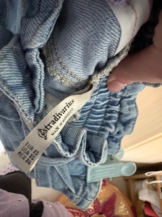 Pantalón corto vaquero con cinturón