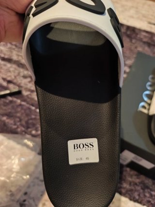 Chanclas BOSS Negras y Blancas