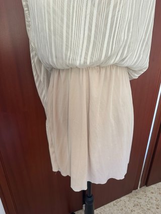 Vestido de fiesta champán