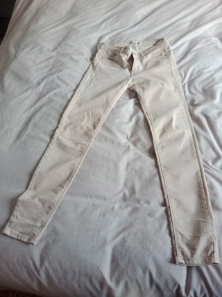 Vaqueros Skinny Stradivarius - Color Arena/Beige