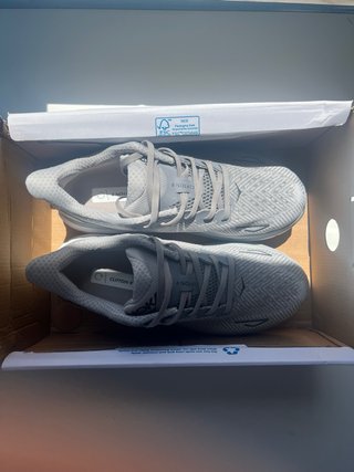 Tênis Hoka Clifton 9 Cinza/Branco