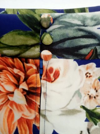 Falda Estampada Flores Azul Mujer