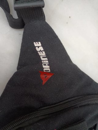 Mochila pernera Dainese Negra