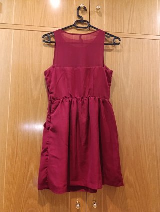Vestido rojo sin mangas, talla S, Stradivarius