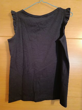 Camiseta sin mangas Pilar Prieto corazón flores