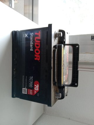 Batería Coche Tudor TC700 70Ah 640A