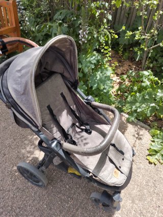 Carrito de bebé Lionelo