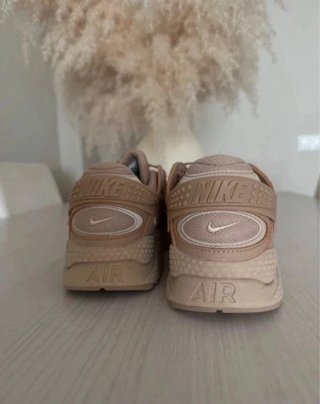 Zapatillas Nike air huarache Beige/Marrón