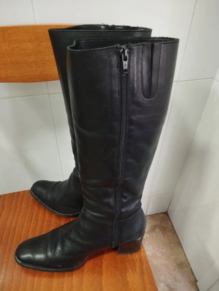 Botas altas de piel negras talla 38