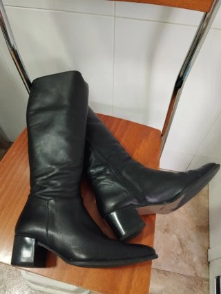 Botas altas de piel negras talla 38