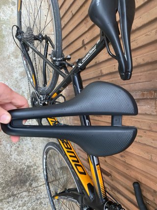Bicicleta de carretera Megamo R10