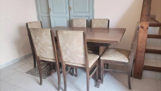 Mesa de comedor de madera y 6 sillas madera/piel