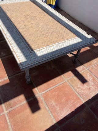 Mesa exterior estilo marroquí