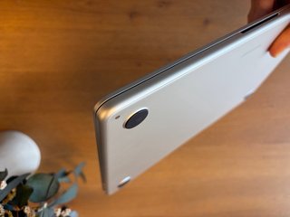 MacBook Air 13 24GB 1TB M2 - 2 Cargas