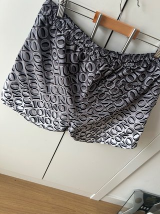 Bañador estampado gris y blanco