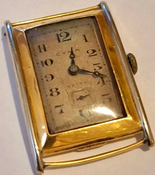 Reloj de oro y plata.  Estudio ofertas