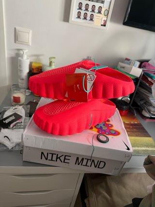 Nike Mind Rojas Talla 45 negociable