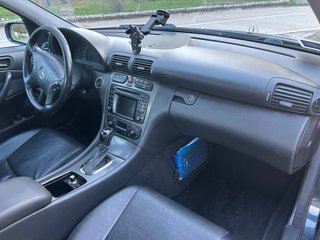 Mercedes-Benz 270 cdi 2001