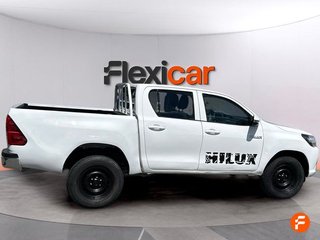 Toyota Hilux 4x4.   2.400cc 150Cv