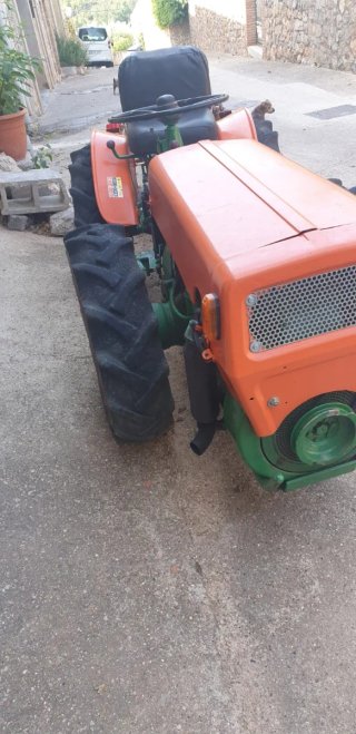 Tractor 21cv + aperos