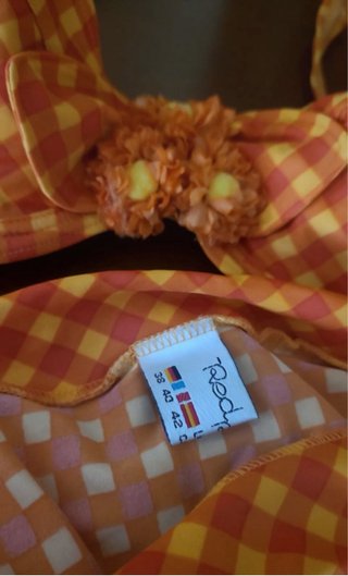 Conjunto 3 pienzas falda,bikini y pareo Red Point